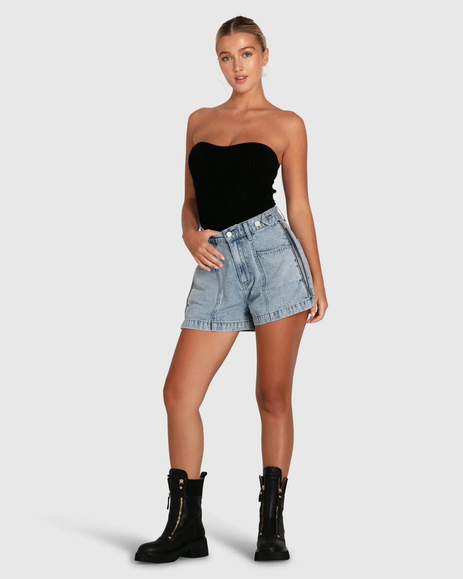 Belle & Bloom Pants>Bring The Heat Denim Shorts -
