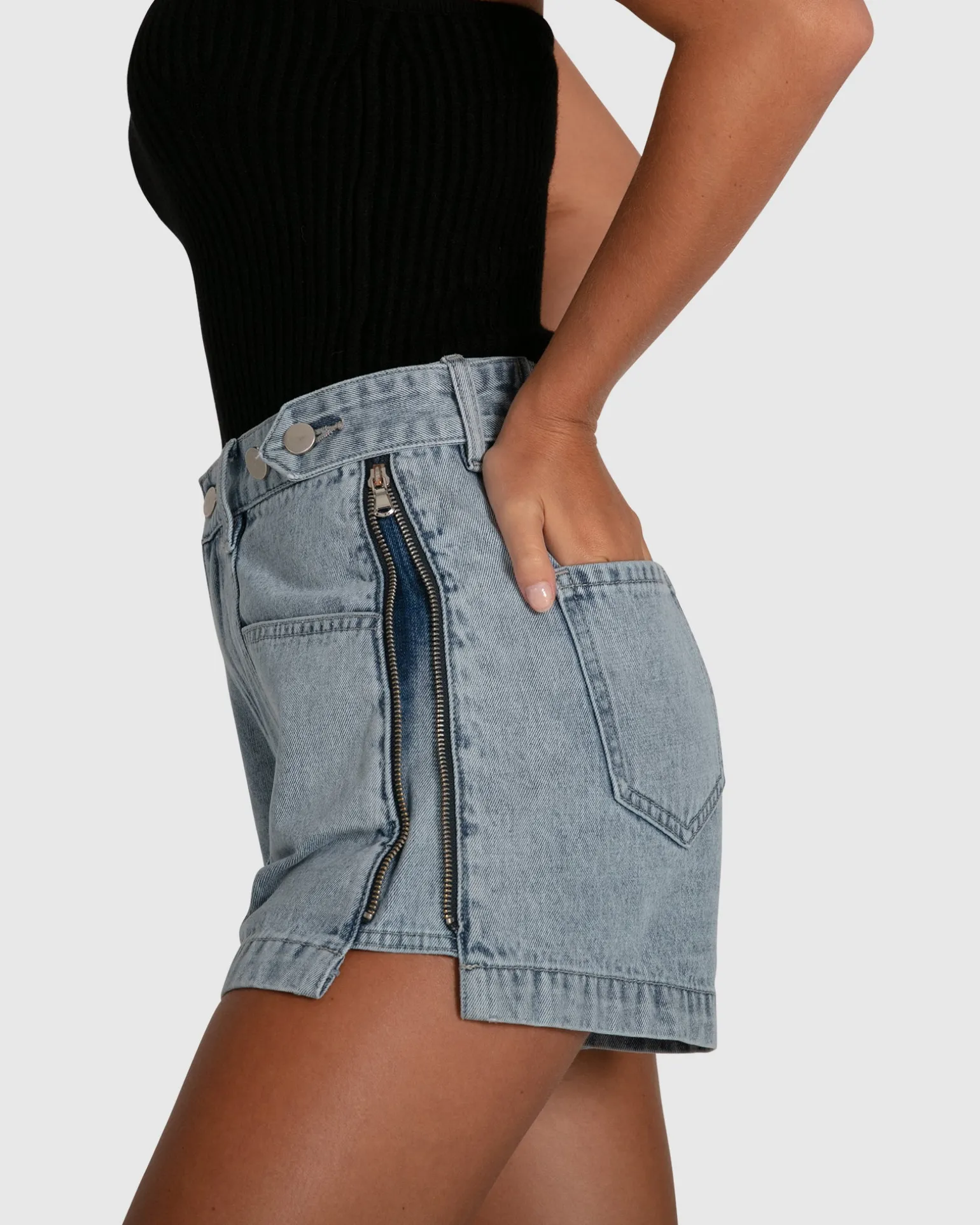 Belle & Bloom Pants>Bring The Heat Denim Shorts -