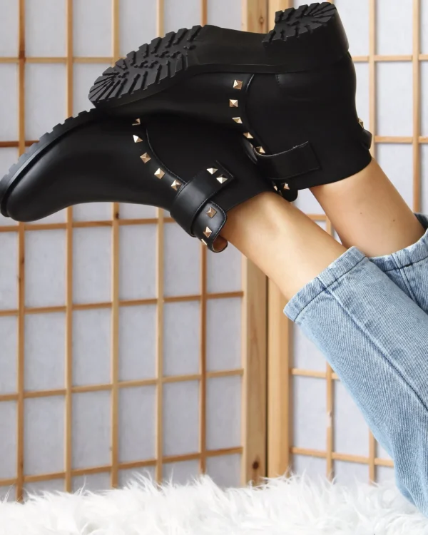 Belle & Bloom Boots>City Lights Leather Ankle Boot -