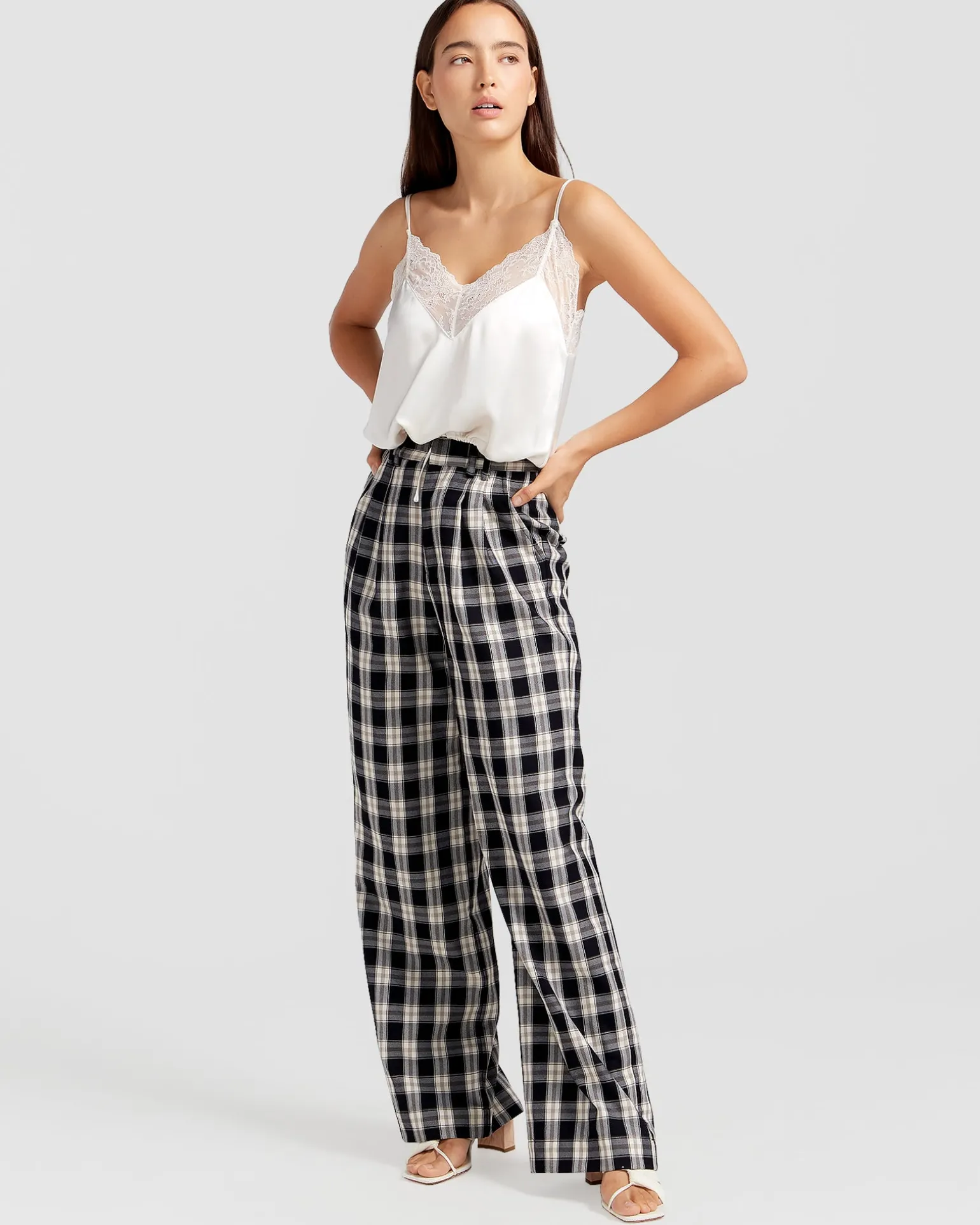 Belle & Bloom Shirts & Blouses>Friday Nights Lace Cami -