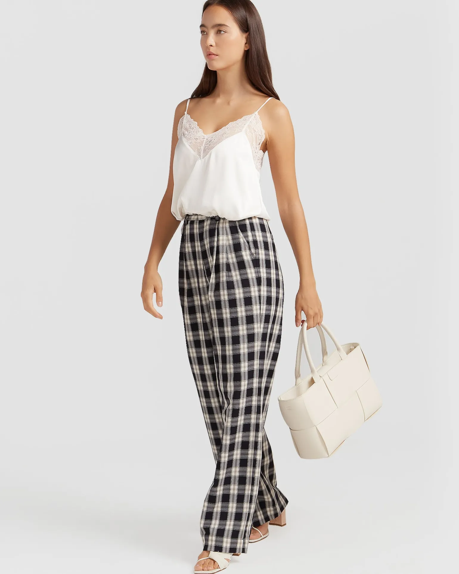 Belle & Bloom Handbags>Long Way Home Woven Tote -