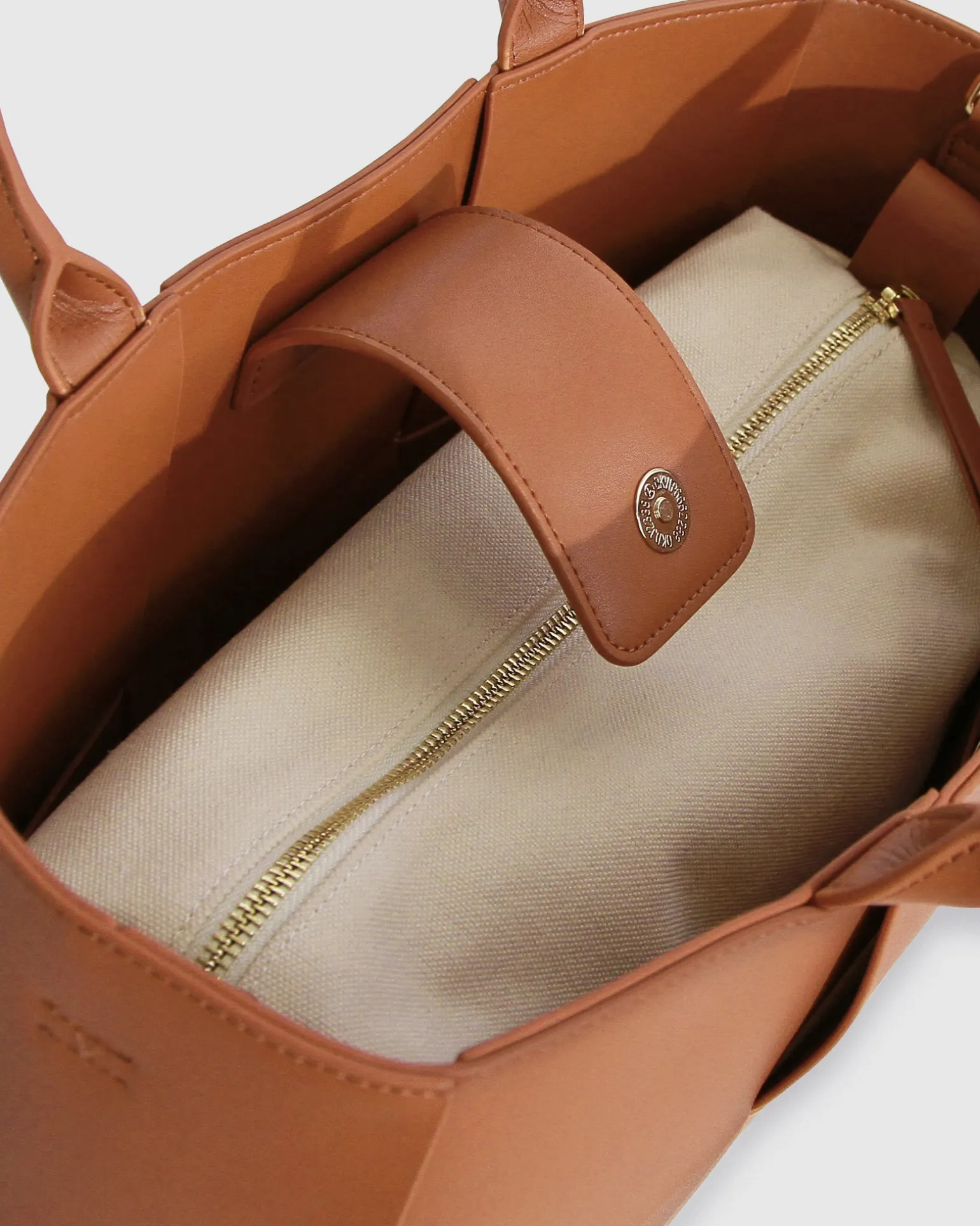 Belle & Bloom Handbags>Long Way Home Woven Tote -
