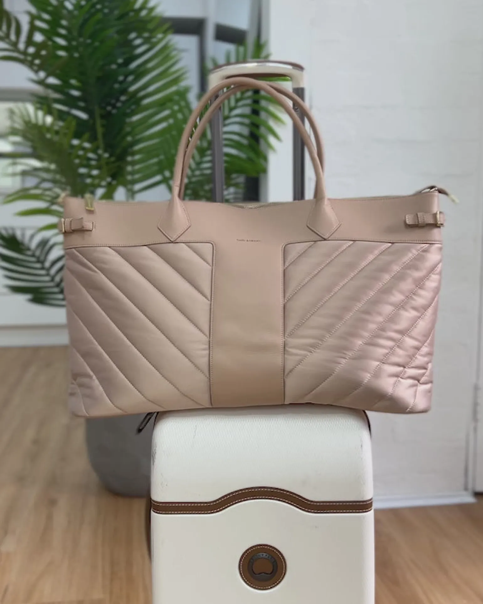 Belle & Bloom Handbags>Meet Me in Paris Weekender Bag-