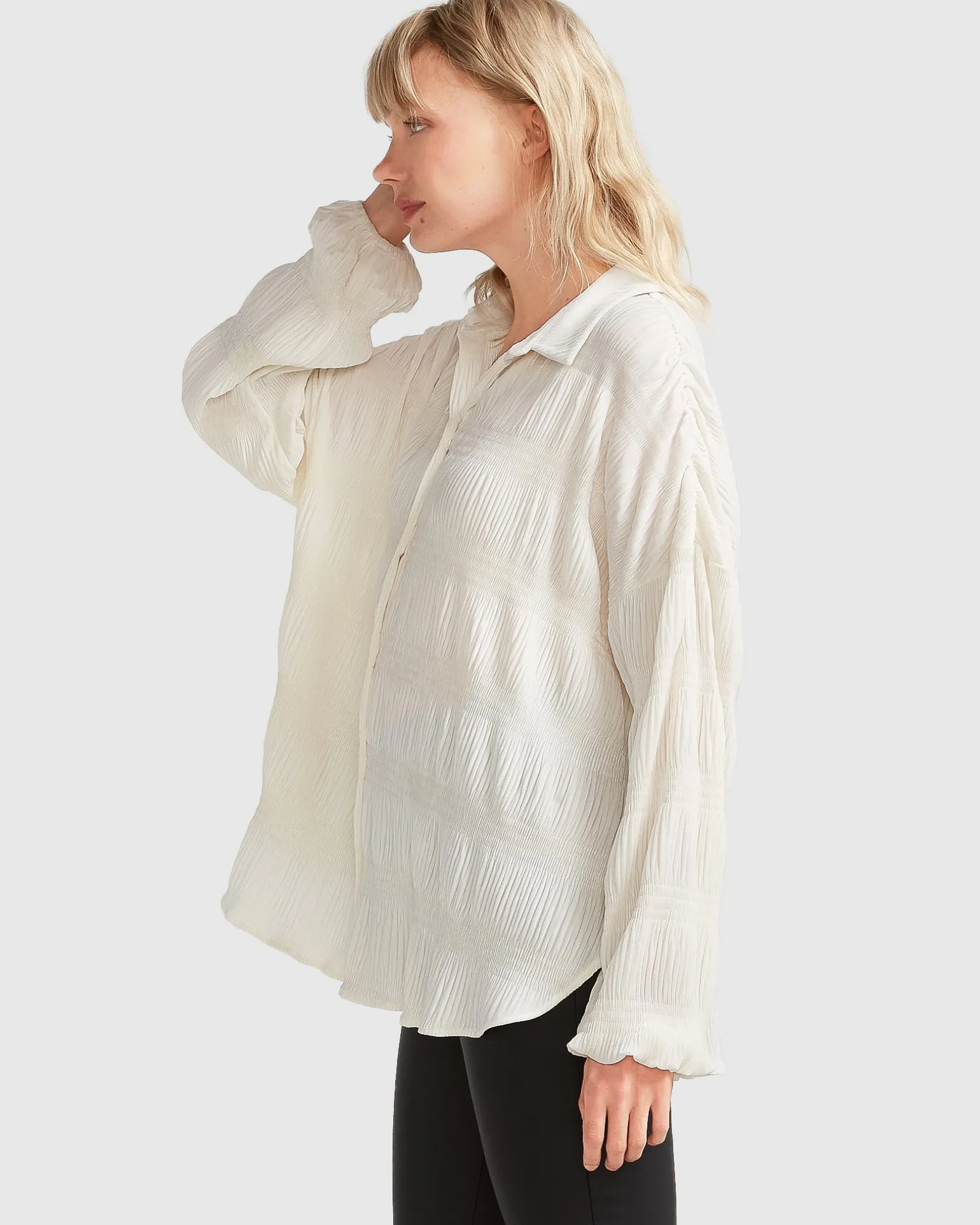 Belle & Bloom Shirts & Blouses>Serenade Velvet Plisse Shirt -