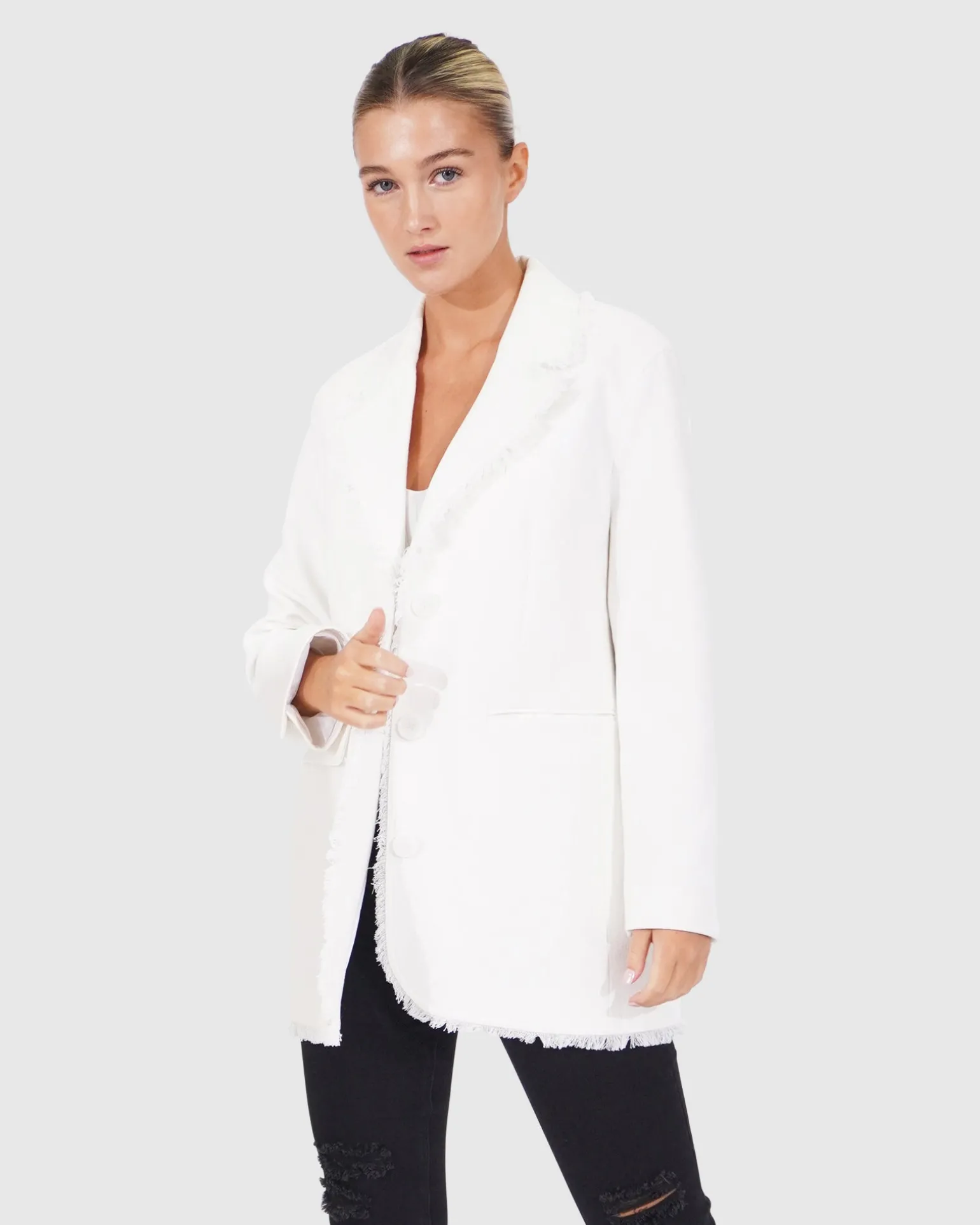 Belle & Bloom Blazers | Suits & Blazers>Young Blood Frayed Edge Blazer -