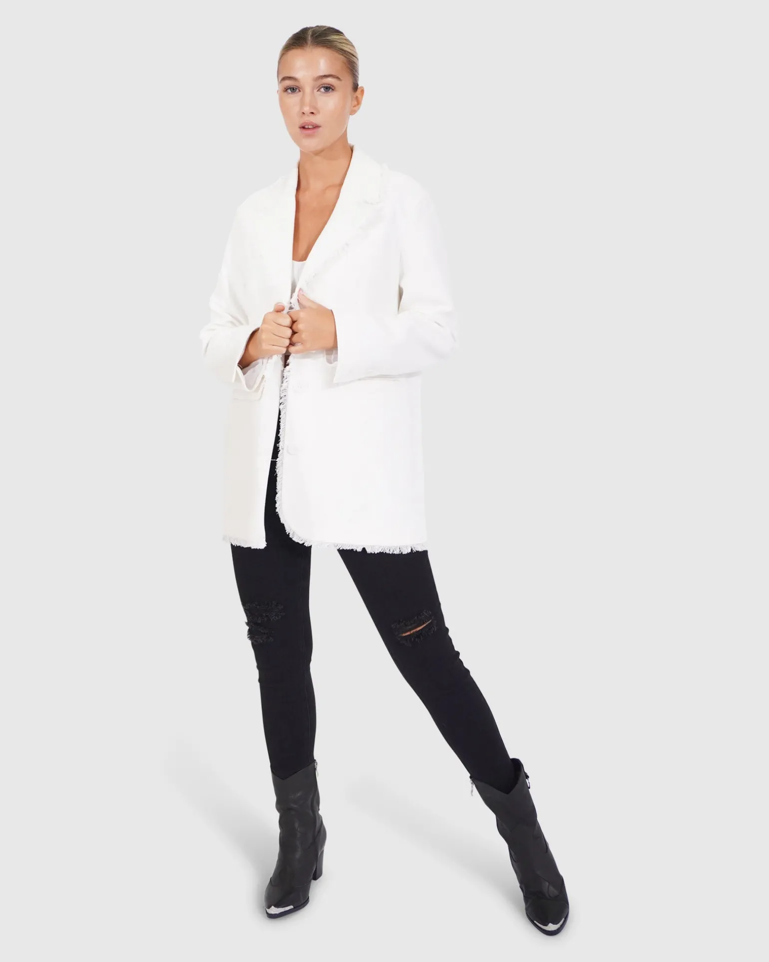 Belle & Bloom Blazers | Suits & Blazers>Young Blood Frayed Edge Blazer -