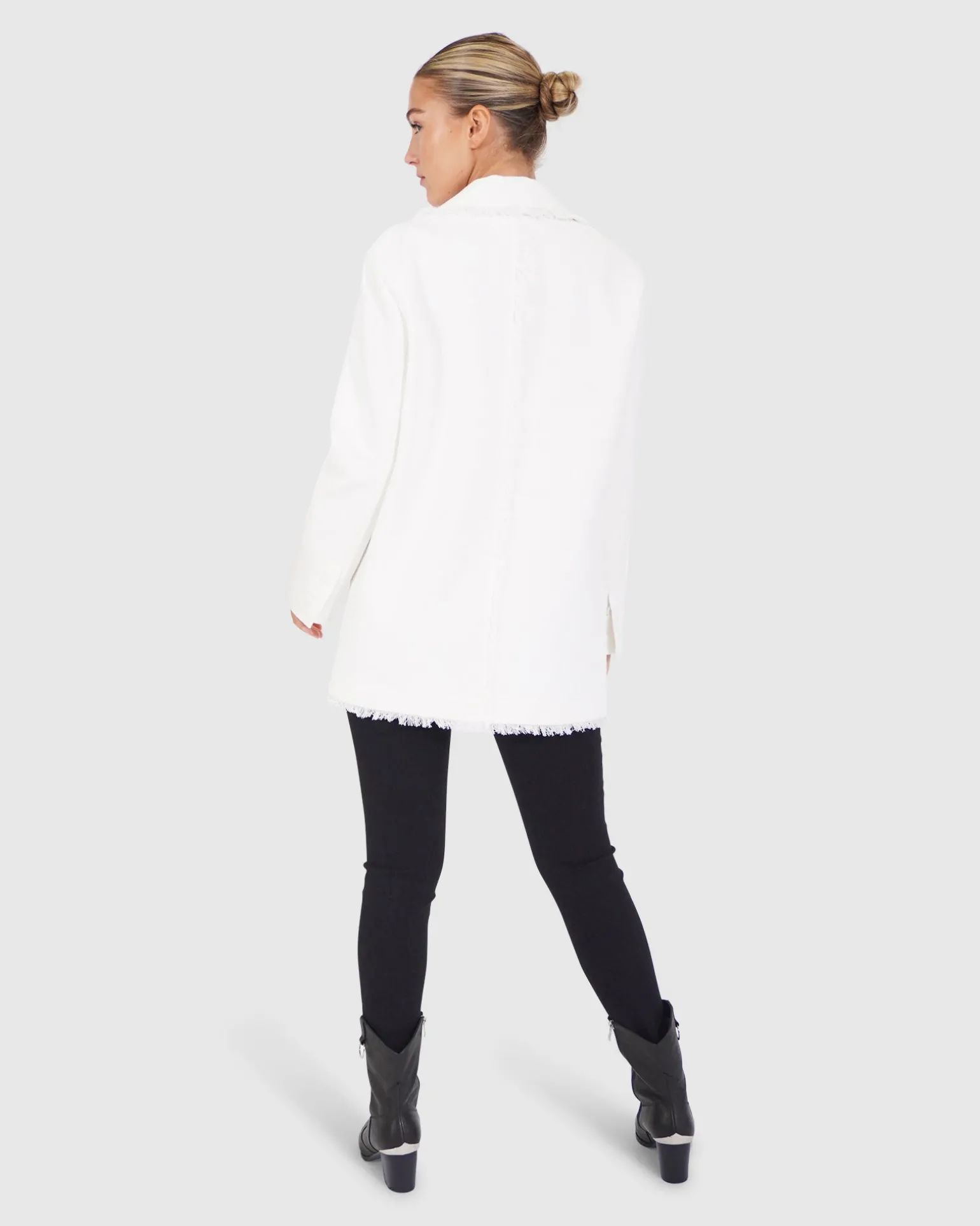 Belle & Bloom Blazers | Suits & Blazers>Young Blood Frayed Edge Blazer -