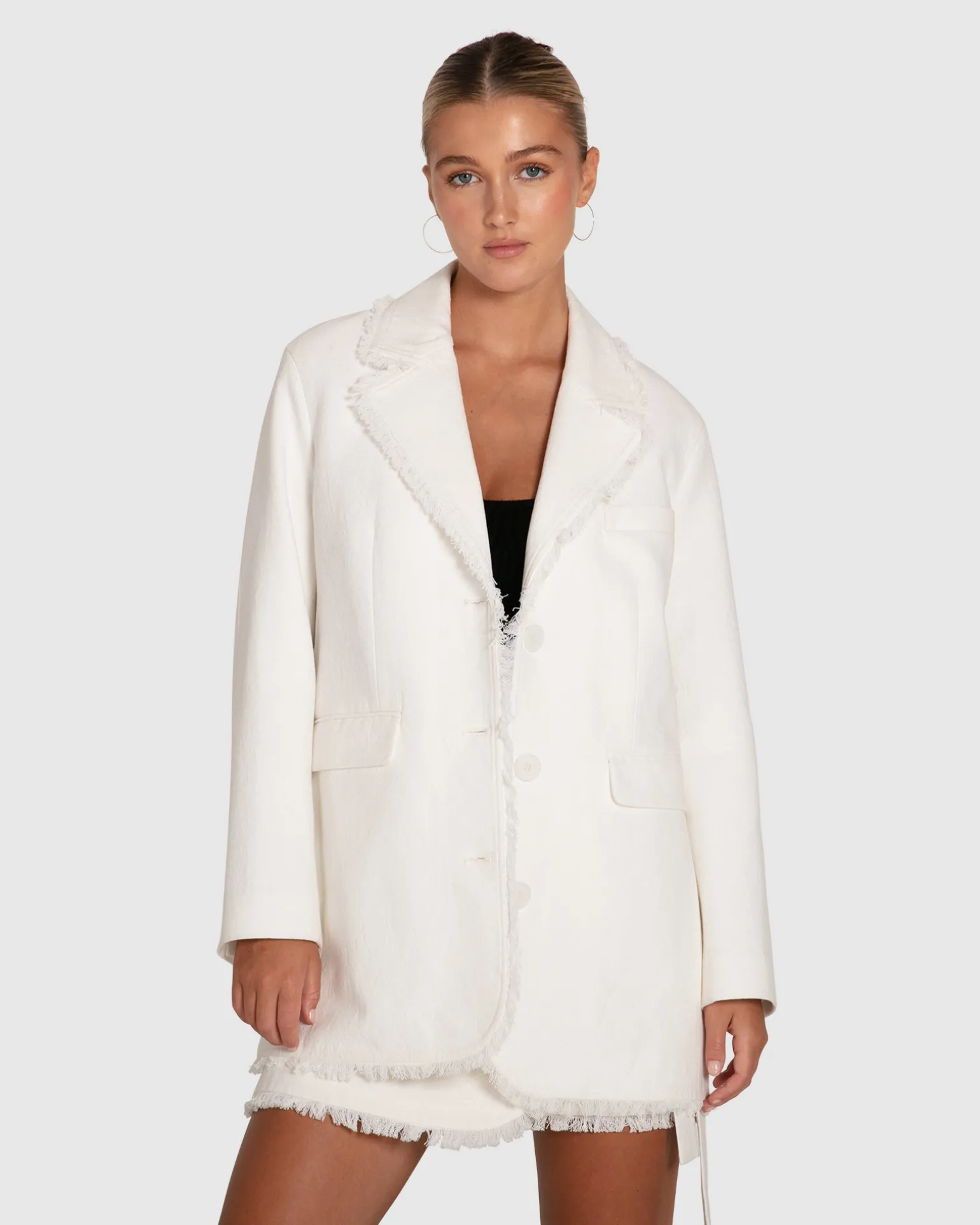 Belle & Bloom Blazers | Suits & Blazers>Young Blood Frayed Edge Blazer -